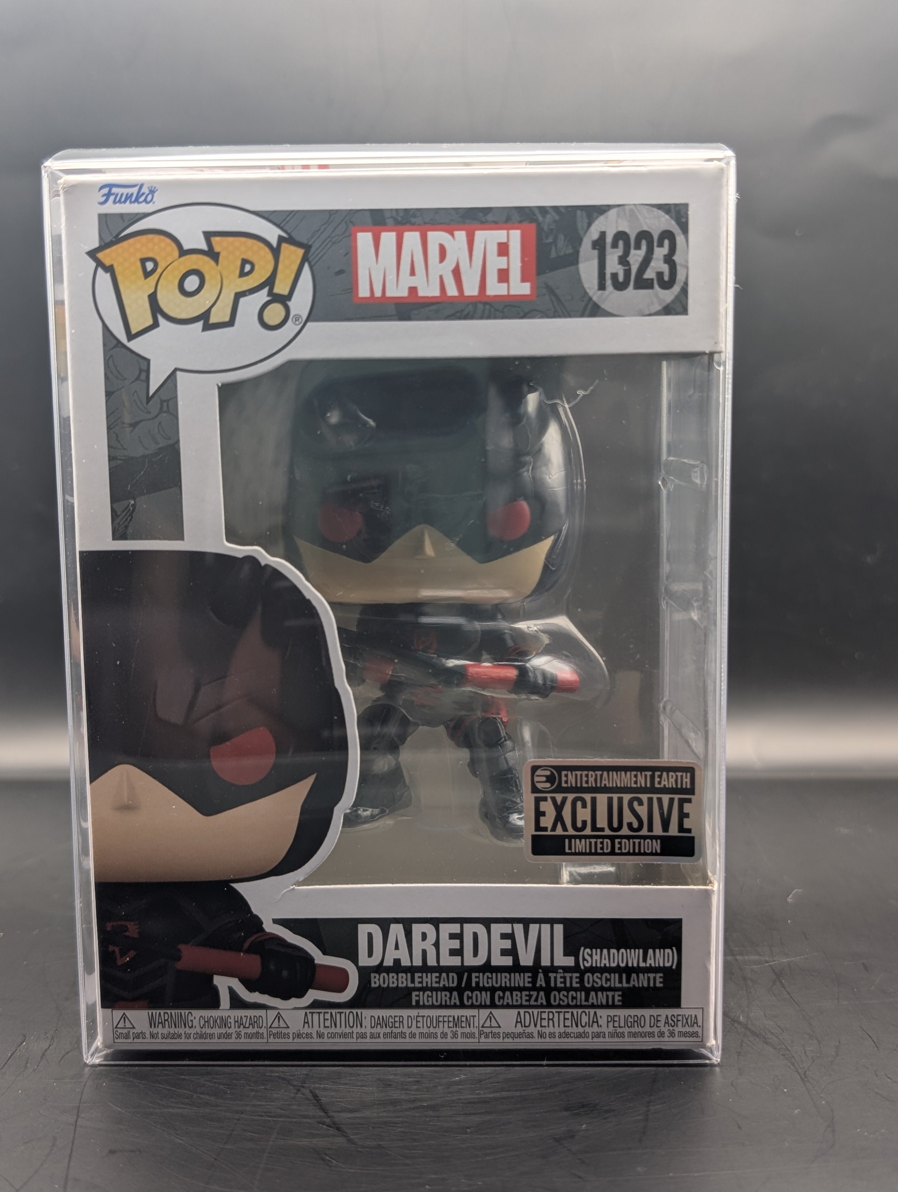 Daredevil Entertainment earth exclusive black suit Funko pop